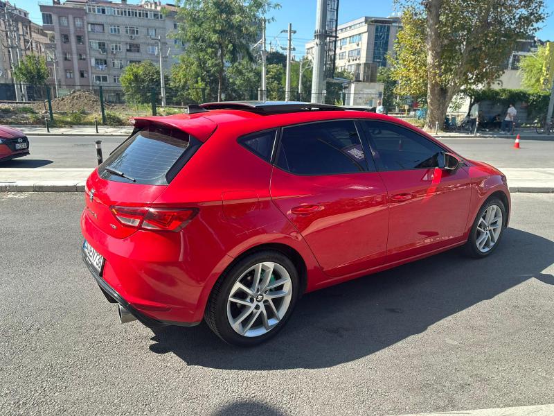 SEAT LEON
