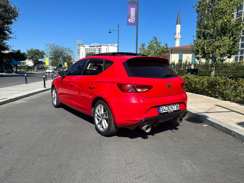 SEAT LEON