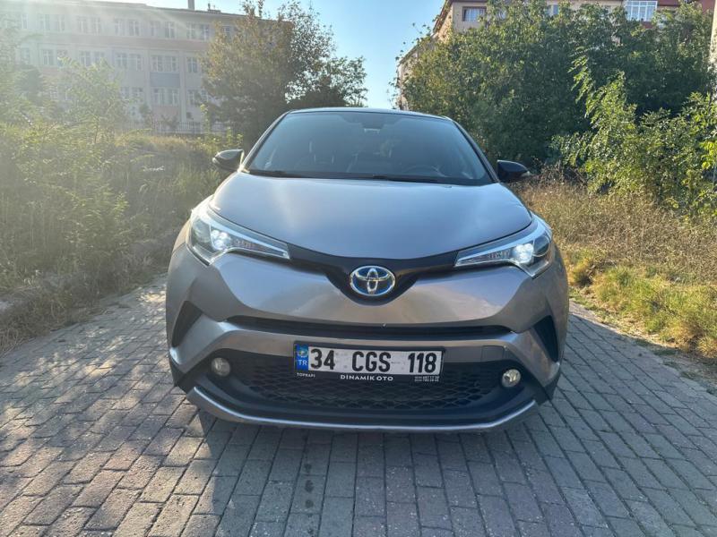 TOYOTA C-HR 1.8 Hybrid Dynamic 