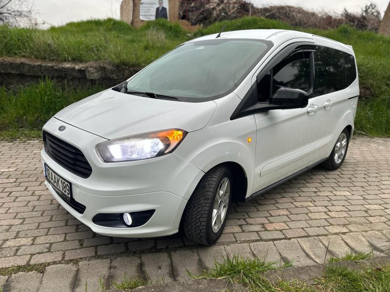 Ford Tourneo Courier 1.6 TDCi Deluxe